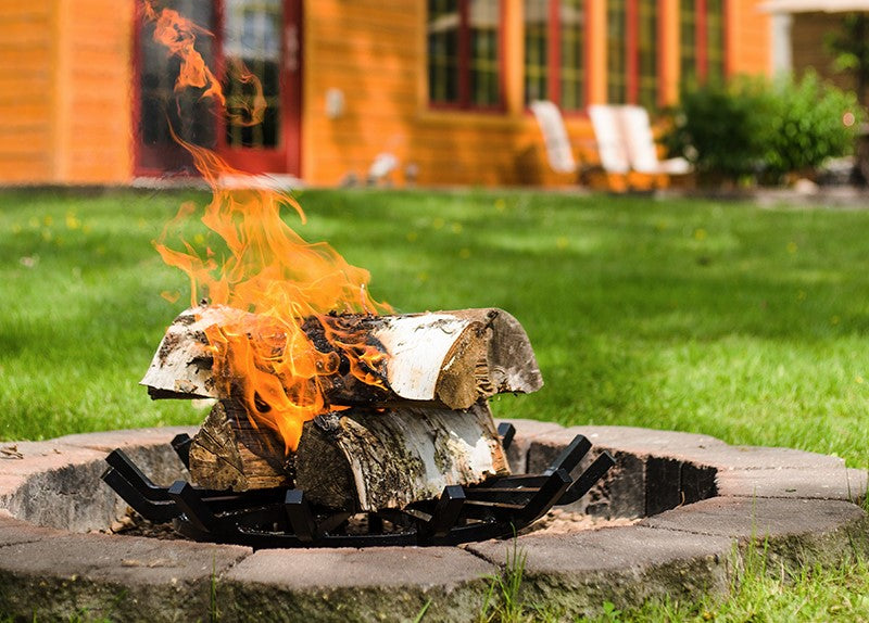 Wood vs. Gas Fire Pit | Which one is best for your backyard? | Walden