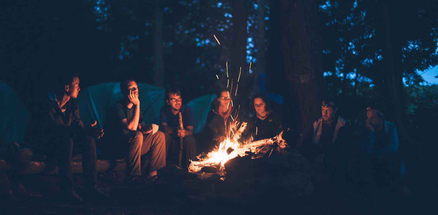 How to Start A Campfire in Winter